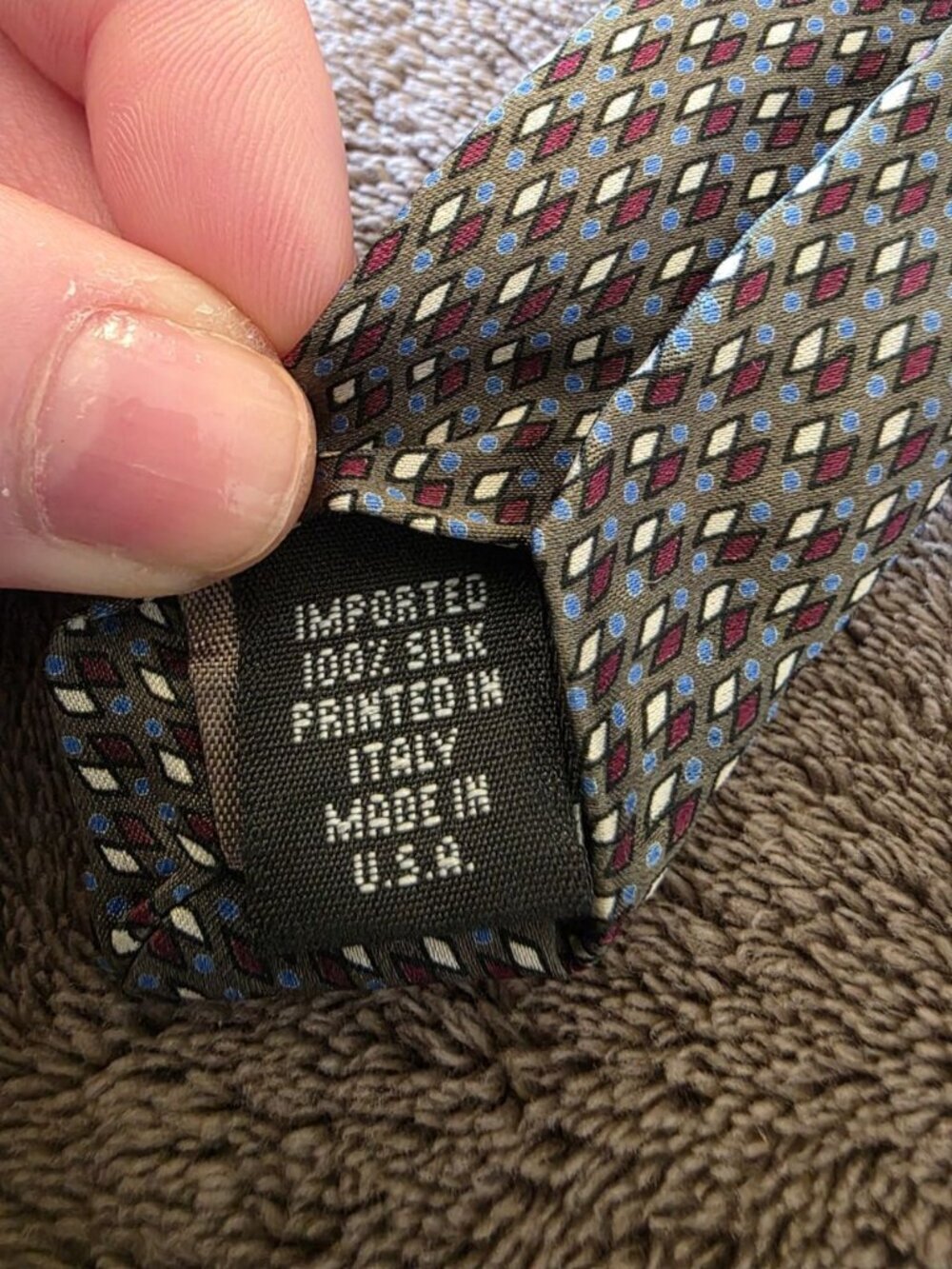 John Henry 100% Silk Geometric Necktie Brown Blue Burgundy Diamond USA 4" - Picture 6 of 11